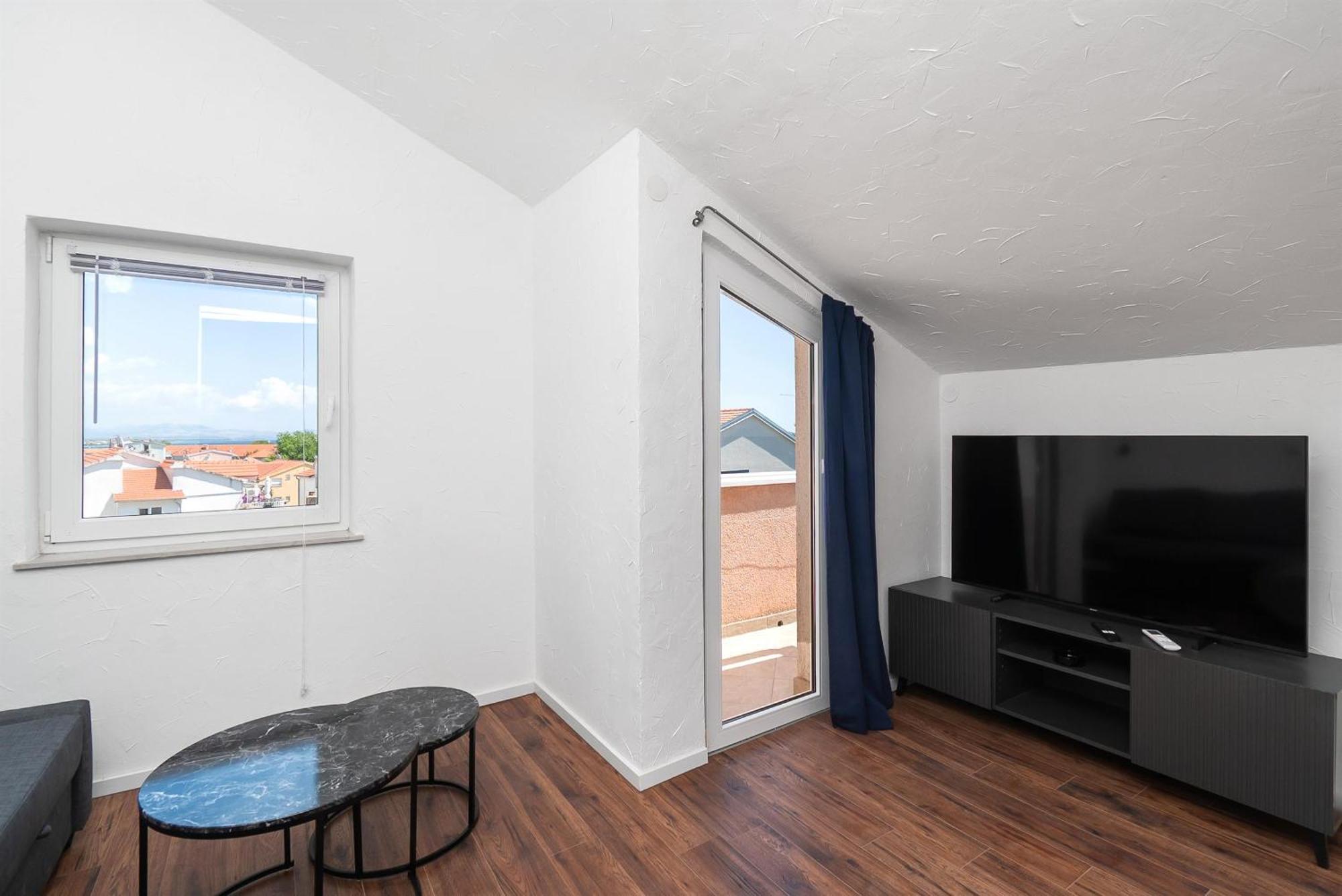 Apartments And Rooms Mladen โวดีเซ ห้อง รูปภาพ